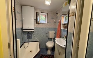 Casă renovată, teren 3.200 mp cu livadă și vie – Comuna Popești, sat Obrijeni, județul Iași - Poză 6