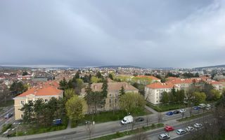 Apartament cu 2 camere, renovat și mobilat – Vedere panoramică - Poză 8