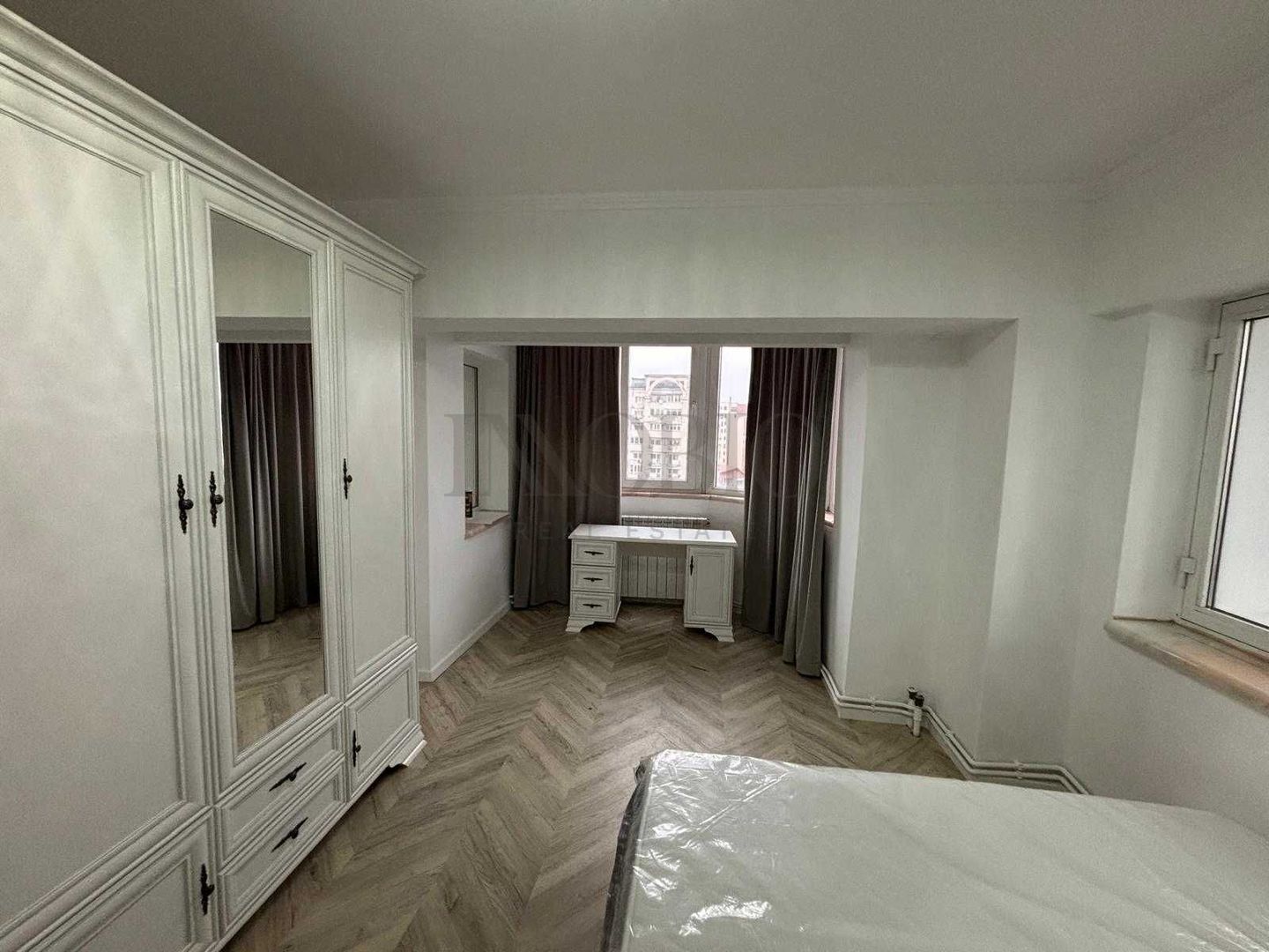 Apartament 3 camere | Bulevardul Unirii | Prima închiriere - Poză 6