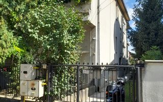 Jumatate din casa duplex D+P+E , 4 camere  in spatele strandului - Poză 1