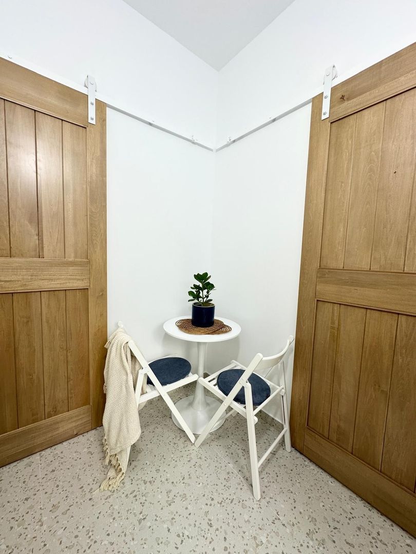 Imobil cu destinatii multiple- 6 apartamente - Poză 20