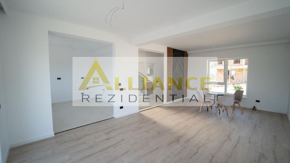 Ansamblu Rezidential - 16 Case Individuale - 4 Camere 2 Bai - Poză 6