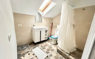 OCAZIE | Apartament 4 camere cu mansarda - 85 mp - Poză 11