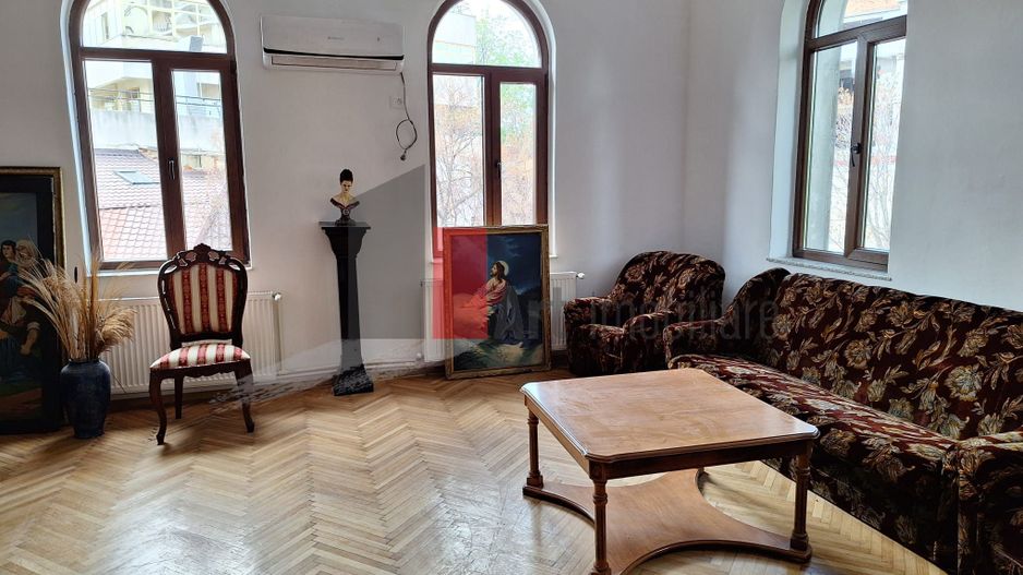 Apartamentul "KORTER" , et. 2 in vila, SINGUR PE ETAJ - Poză 2