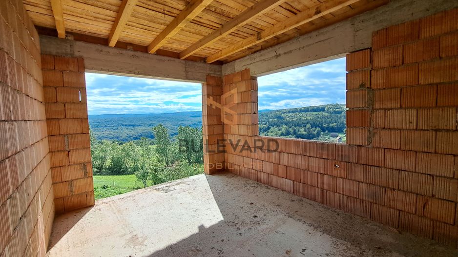 Casa la rosu 172 mp utili, 750 mp teren, view superb! - Poză 24