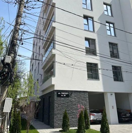 Apartament BANEASA LUX  3 Camere I PARCARE INCLUSA - Poză 1