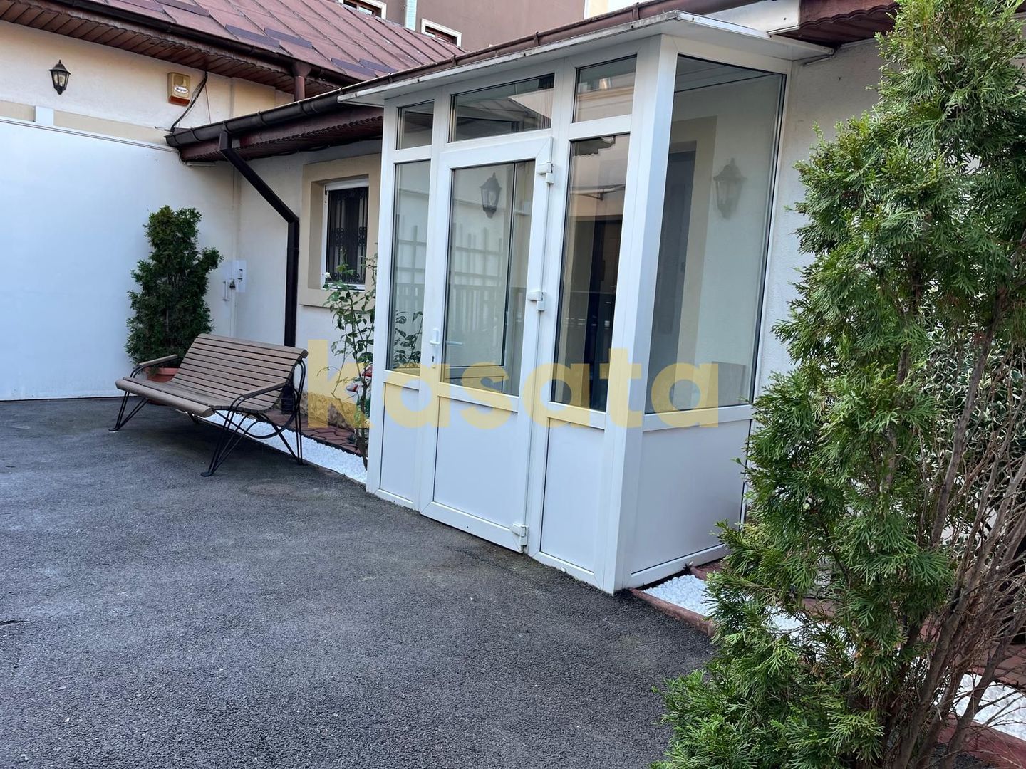 Apartament spațios 3 camere de închiriat – confort și luminozitate - Poză 17