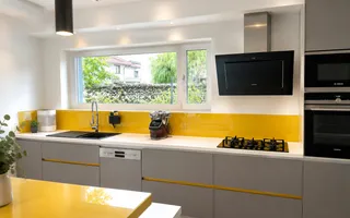 VILĂ DE EXCEPȚIE CU PISCINĂ ȘI GRĂDINĂ DE 1.385 MP | MOGOȘOAIA - Poză 16