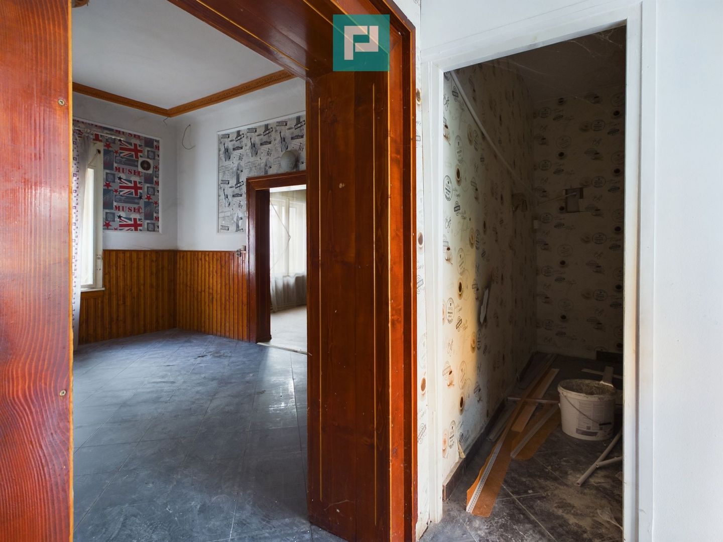 Apartament cu 3 camere în zonă Centrală, Lipova - Poză 12