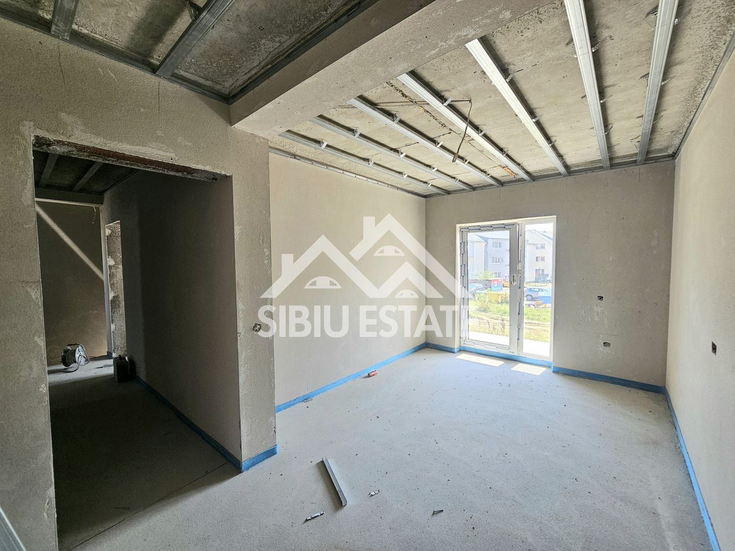 Casa noua 4 camere Selimbar central - Poză 27