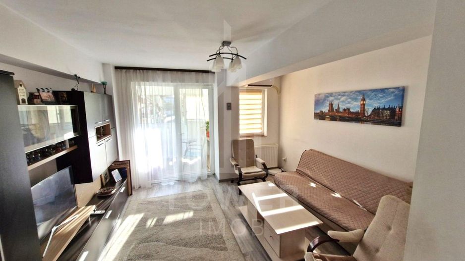 Apartament cu 3 camere - Frunzei - Poză 1