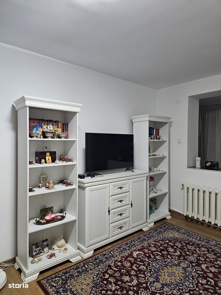 Apartament 2 camere Bloc 4 etaje Aleea Poiana Mare - Poză 4