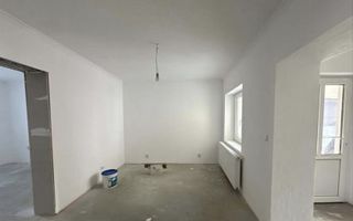 BRASADAS vinde casa 4 cam in zona centrala. - Poză 4