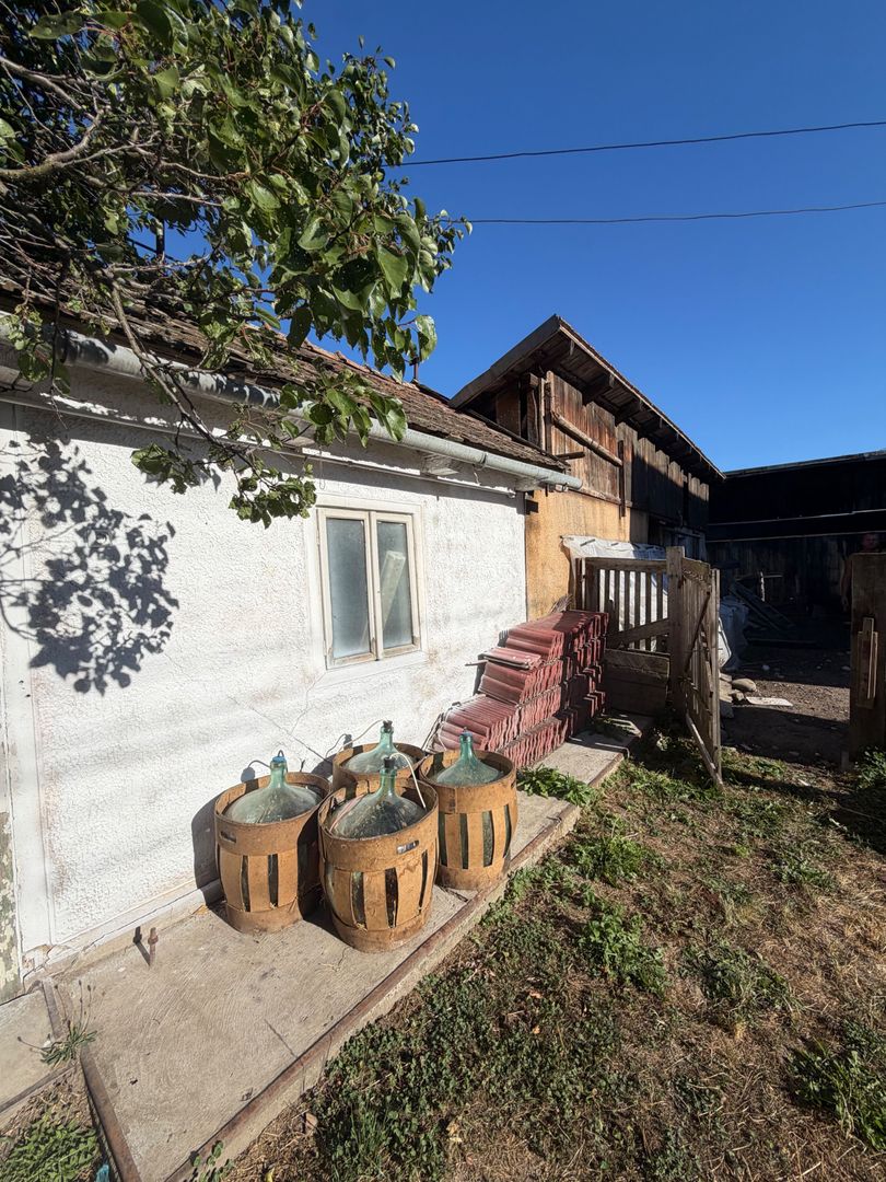 TRADITIE SI FARMEC TRANSILVANEAN-casa tradițională secuiască /COVASNA - Poză 15