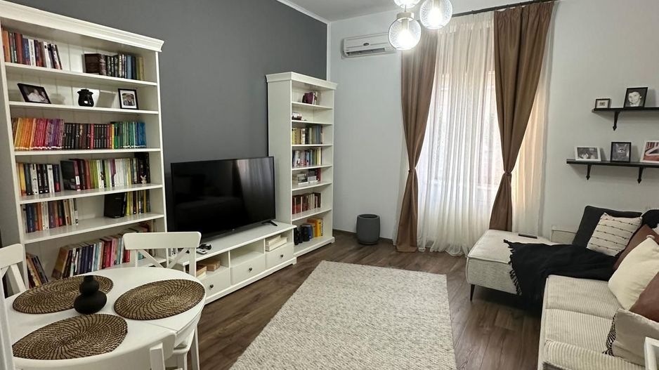 Imobil cu destinatii multiple- 6 apartamente - Poză 42
