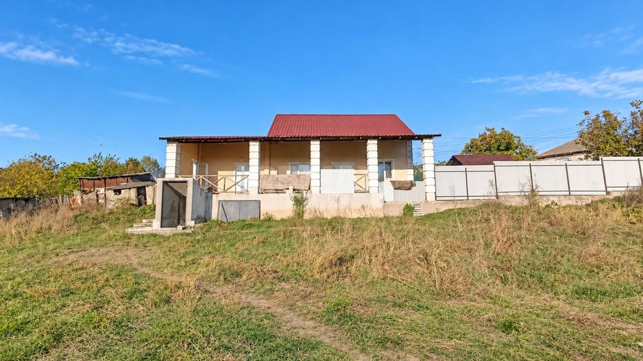 CASĂ CU TEREN DE 19 ARI ȘI GARAJ | CHIRCA,  ANENII NOI | 53.900 € - Poză 3