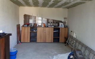 Casă de închiriat, 3 camere, cu terasă și garaj, Partoș - Poză 19