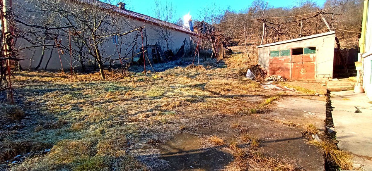 Casa cu teren generos | front 24.5 m - Poză 5