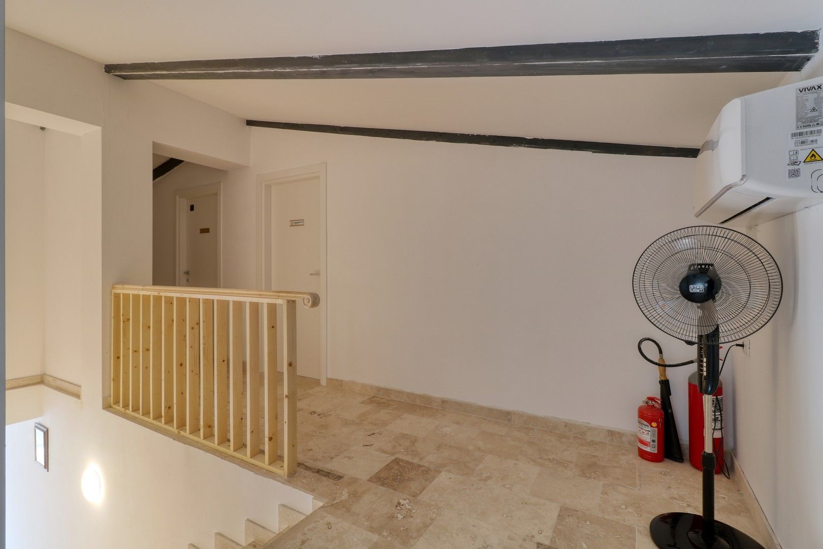 Corbeanca Business Center P+1+M | 19 camere | 400 mp utili/ 8 parcari - Poză 11