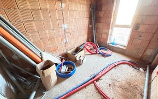 Apartament cu o camera decomandat in Giroc - Poză 6