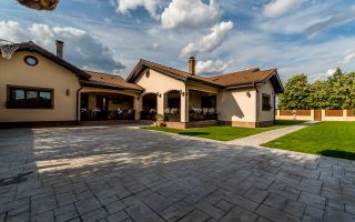 Vilă superbă la sol de vânzare in Zadareni Comision 0 - Poză 2