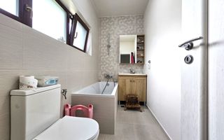 Casa 6 camere, teren 1000 Sibiu Tocile - Poză 10