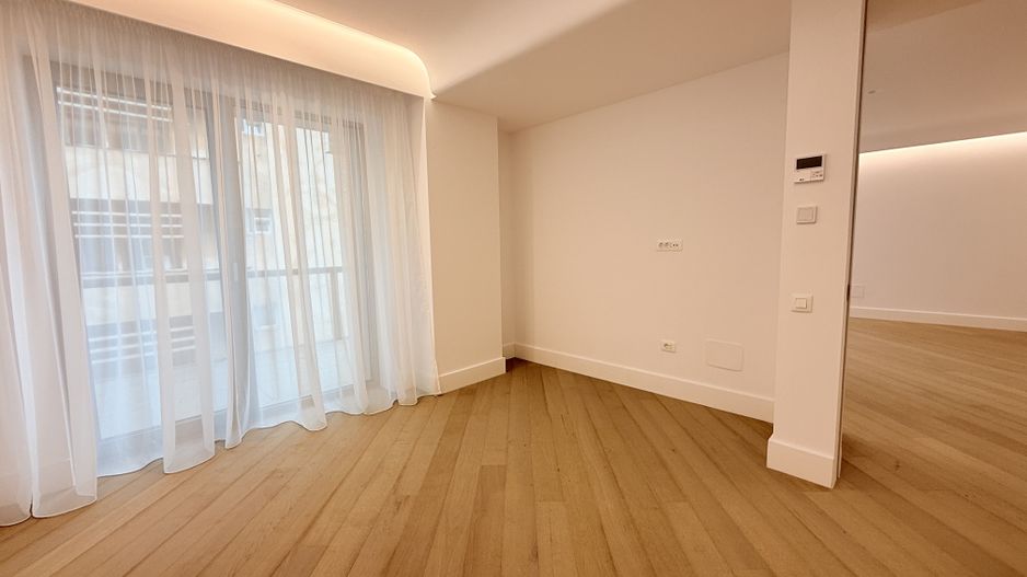 Oportunitate 2 camere Cortina126 - Iancu Nicolae - Poză 5