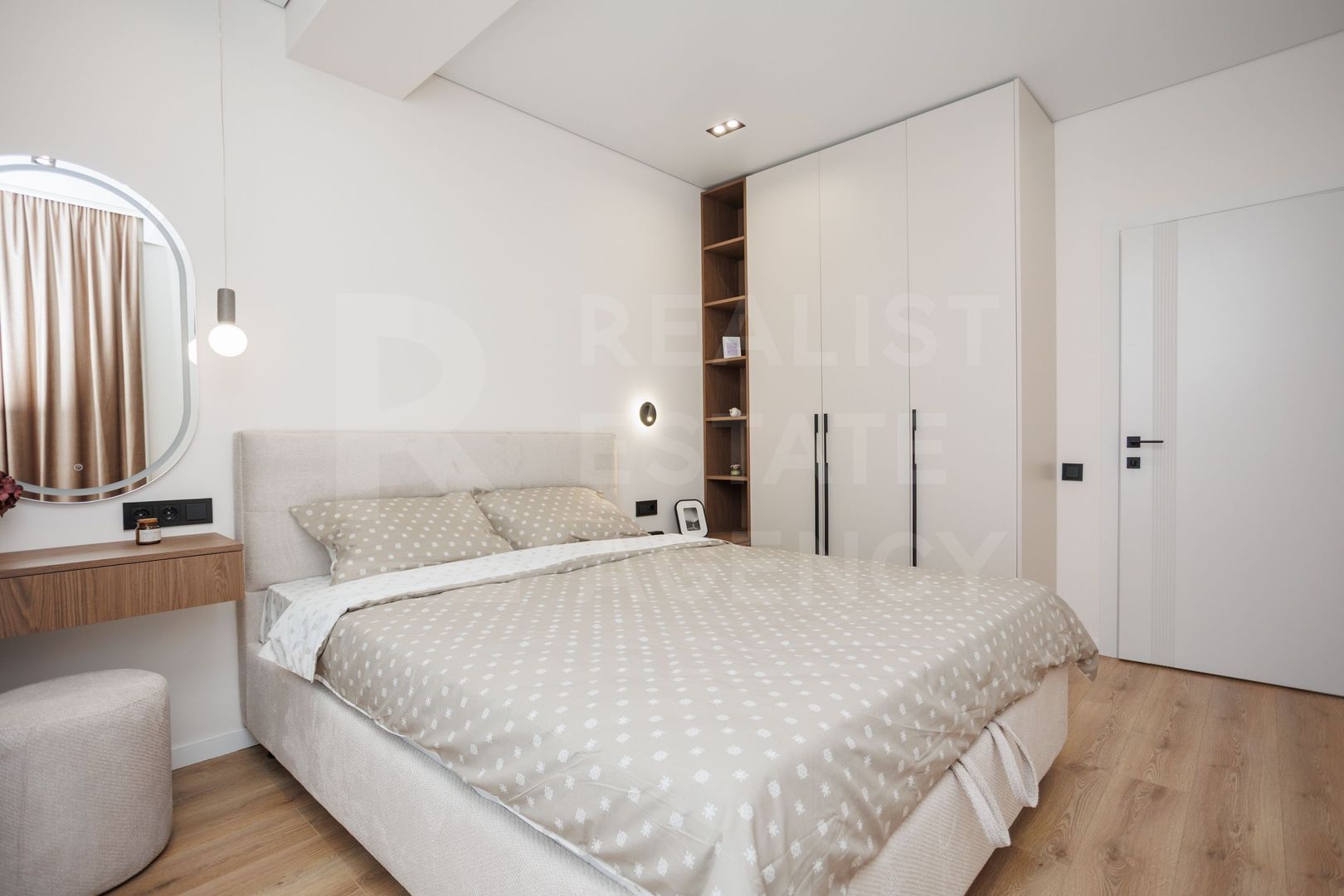 Vânzare, apartament, 2 camere, str. Regina Elizabeta, Durlești. - Poză 17
