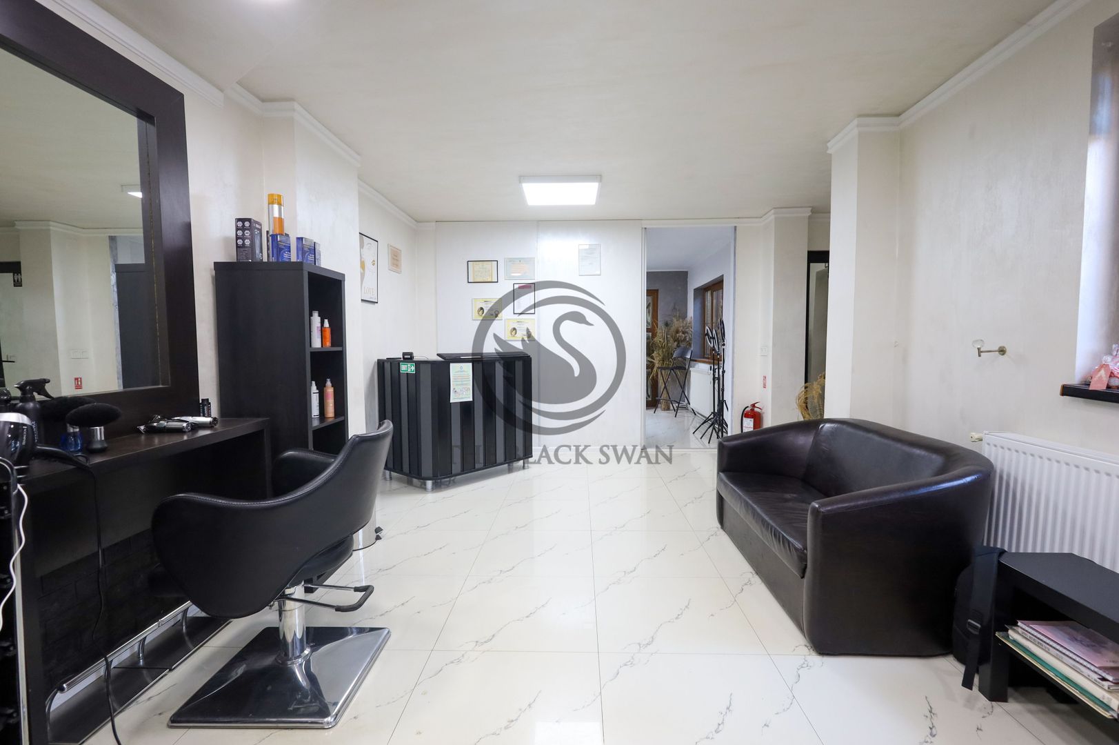 Casa 6 camere de vanzare | Salon Infrumusetare | Ploiesti, COMISION 0% - Poză 3