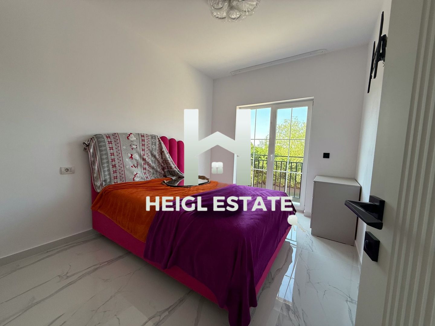 Duplexuri cu 3 camere Sinandrei - Poză 4