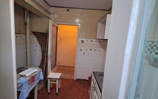 Etaj 2, Spitalul Judetean -Casa Tineretului 3 camere - Poză 7