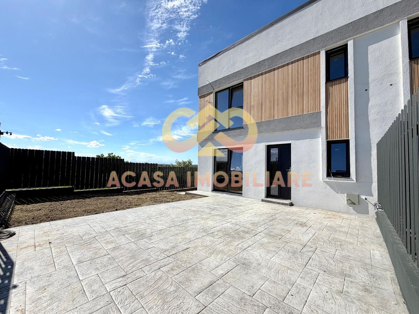 DUPLEX 4 CAMERE  120MP  VISAN - Poză 1