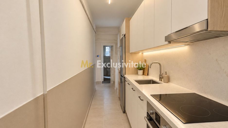 Apartament situat la et 2 într-o clădire interbelică - Poză 1