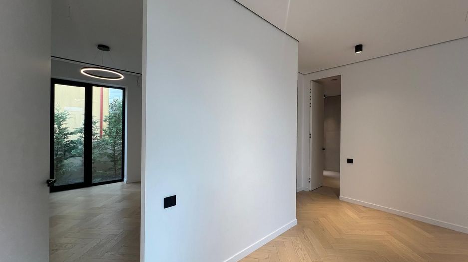 Vila eleganta | arhitectura moderna, panouri solare, finisaje premium și piscina - Poză 18