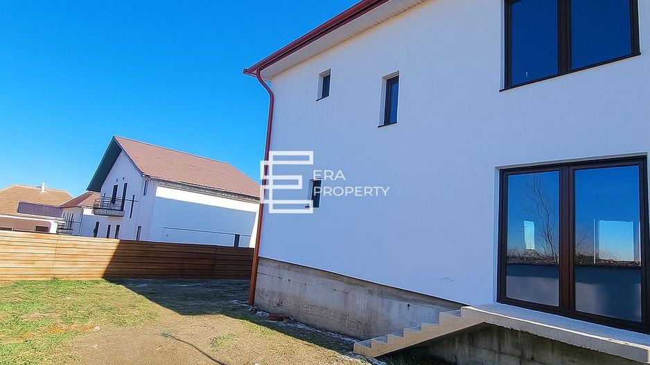 Duplex 4 Camere teren 300 mp  -Locație Centrală, Sura Mică - Poză 2