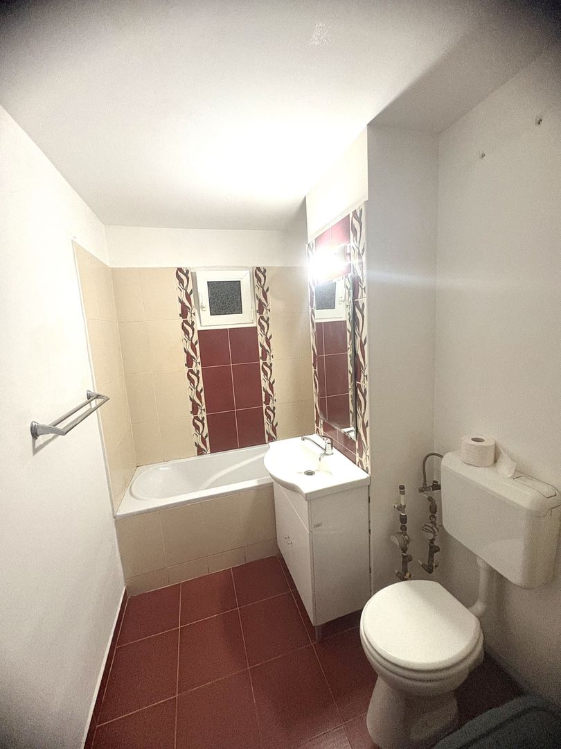 Apartament de închiriat- zona Nufărul - Poză 3