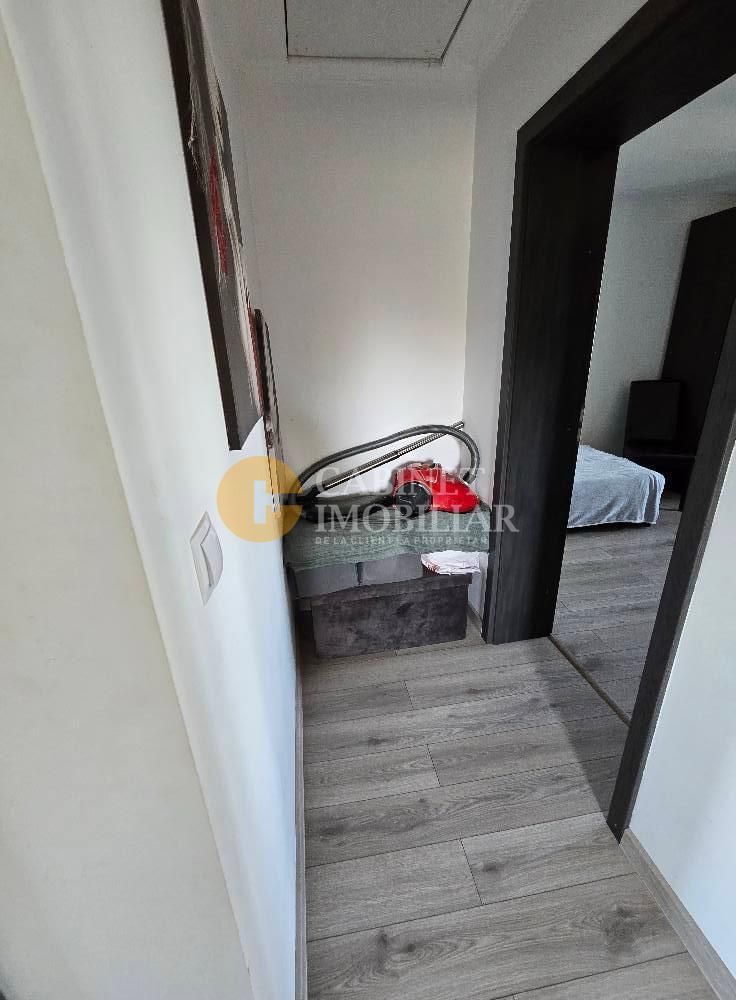 Casa tip duplex - constructie proprie - la asfalt - Poză 5