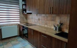 Vila Individuala Aroneanu - 5 camere- 799 EURO - Poză 2