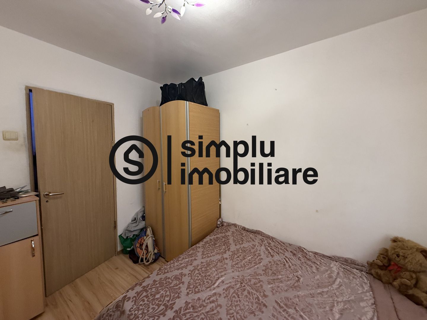 3 camere semidecomandate, et 3/4 - 115 000 Euro - Poză 2