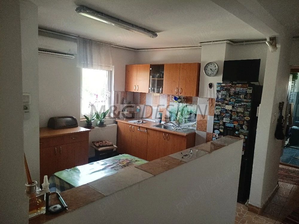 Apartament 2 camere Dambovita cu centrala - Poză 3