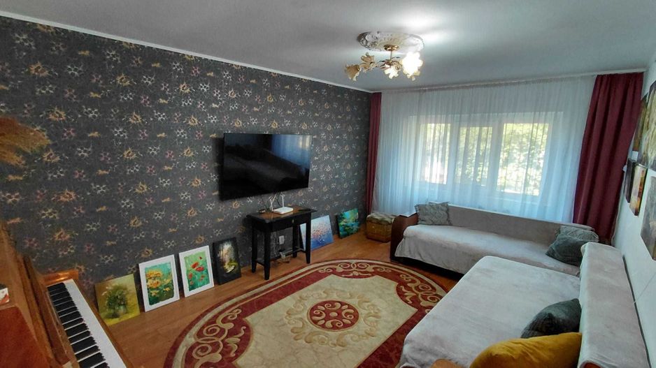 Apartament 3 camere dec – Sid Vest ,Etaj 1 ,2 balcoane - Poză 2