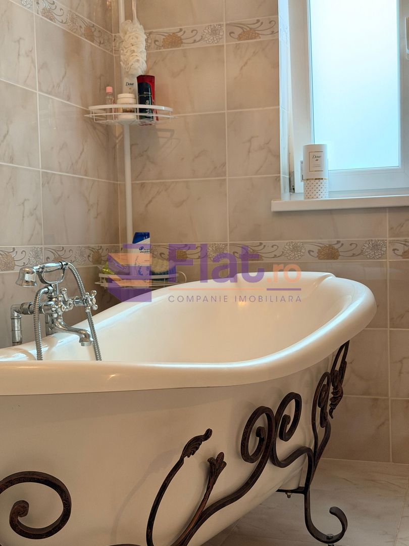Casă spațioasă și elegantă cu teren  – Sânpetru - Poză 25