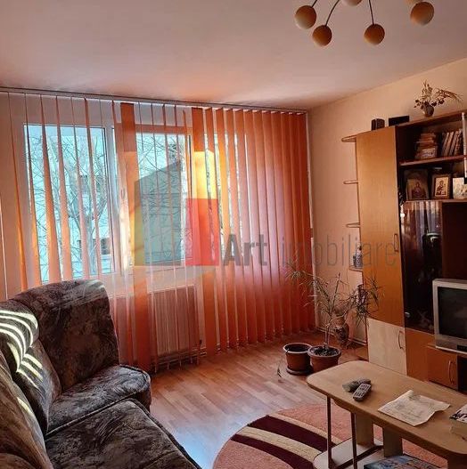 Vânzare apartament 3 camere centrală Brâncoveanu - Secuilor - Poză 1