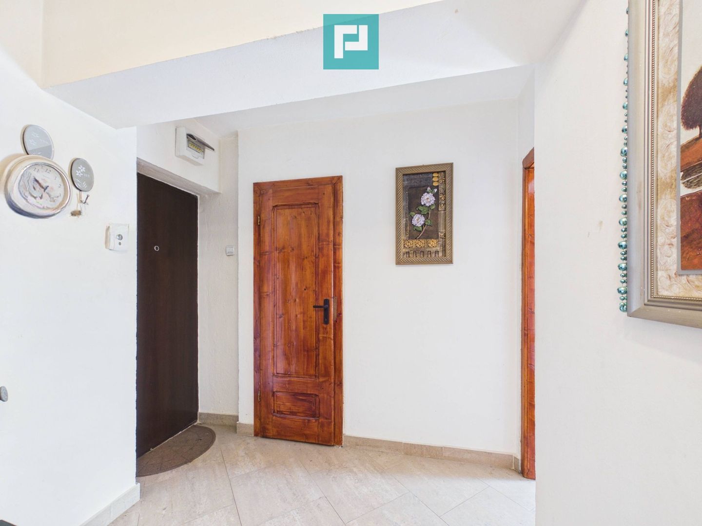 Apartament cu 3 camere, în orașul Sebiș, Arad - Poză 8