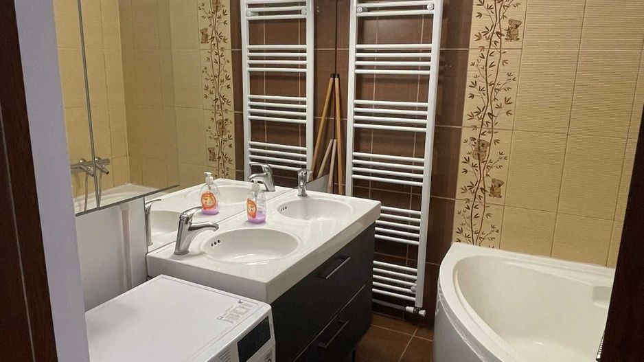 Apartament 3 Camere Lux, Uverturii, Parcare, Centrala Proprie - Poză 7