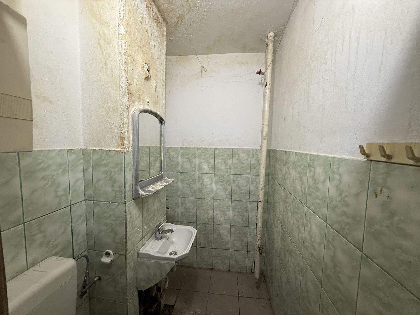 Garsonieră de vânzare | Zona Hurmuzachi | Parter - Poză 4