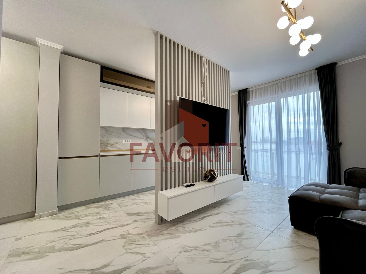 Etaj intermediar. Loc de parcare inclus. Finisat la cheie - Poză 1