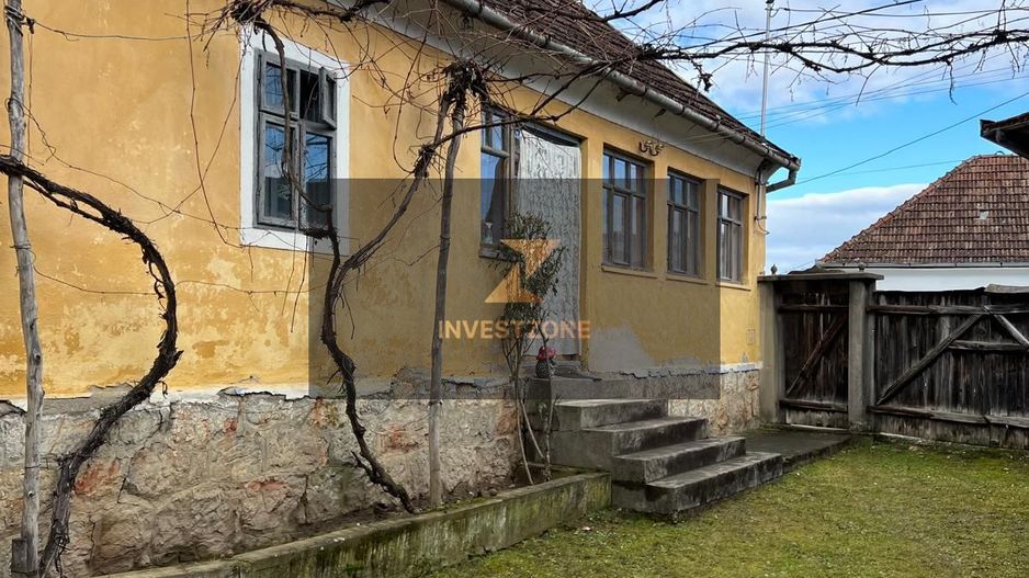 Casa de vanzare Vadu Crisului - Poză 2