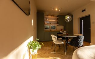 Apartament superb cu 2 camere de vanzare in zona ultracentrala! - Poză 3