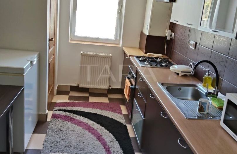 Vanzare apartament decomandat n zona centrala Apahida - Poză 3